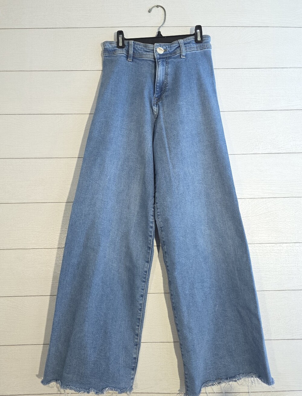 Zara Kids Girls Wide Leg Jeans Blue Light Wash Raw Hem Size 13/14 Like New